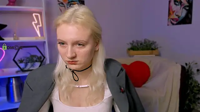 madam uliis online show from March 2025 09:20:02 AM