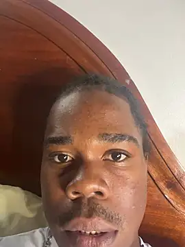 Snapshot of clitpleasrr chatting on March 2025 09:13:02 PM clitpleasrr online show from March 2025 09:13:02 PM