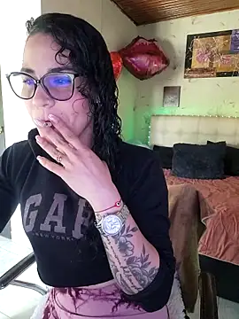 Snapshot of mia_velvet1 chatting on February 2026 03:38:01 PM mia velvet1 online show from February 2026 03:38:01 PM