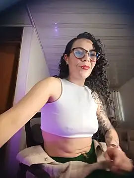 Snapshot of mia_velvet1 chatting on July 2026 11:46:02 AM mia velvet1 online show from July 2026 11:46:02 AM