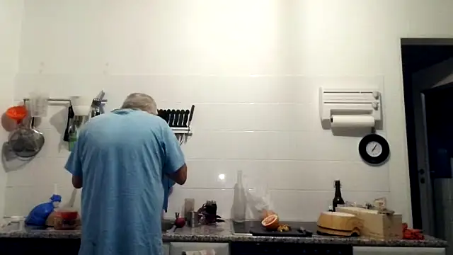 Berg Boy online show from October 2025 05:06:02 AM