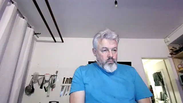 Snapshot of Berg_Boy chatting on February 2026 05:49:02 PM Berg Boy online show from February 2026 05:49:02 PM