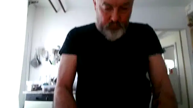 Snapshot of Berg_Boy chatting on February 2026 09:41:02 AM Berg Boy online show from February 2026 09:41:02 AM