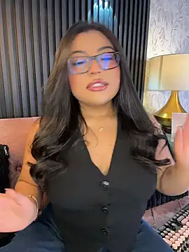 Alexa Madisson online show from May 2026 04:28:01 PM