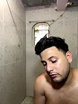 Snapshot of Mr_brian03 chatting on September 2025 08:53:02 PM Mr brian03 online show from September 2025 08:53:02 PM