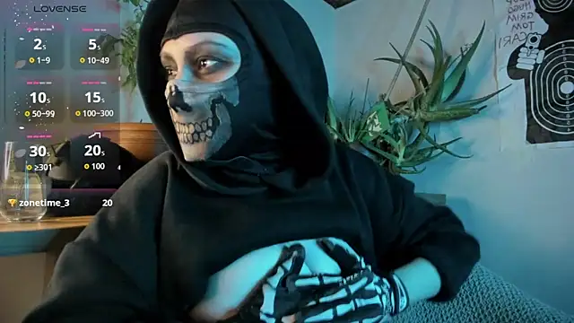 Snapshot of cos_operator chatting on October 2025 06:39:01 PM cos operator online show from October 2025 06:39:01 PM