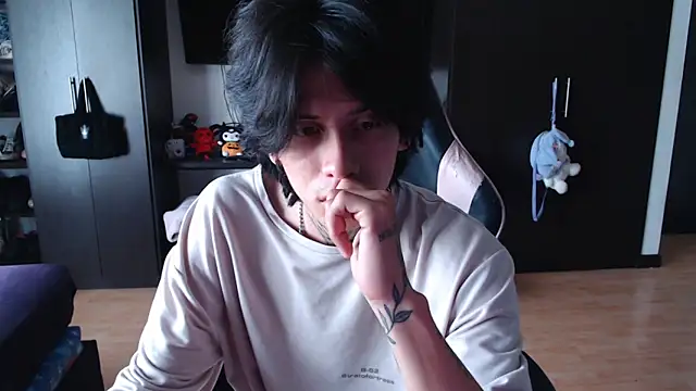 xIce Boy online show from December 2025 01:49:02 PM