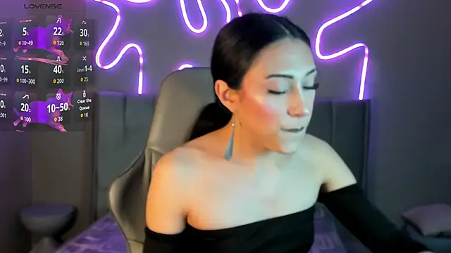 Snapshot of madison__rey chatting on November 2025 06:39:03 AM madison rey online show from November 2025 06:39:03 AM