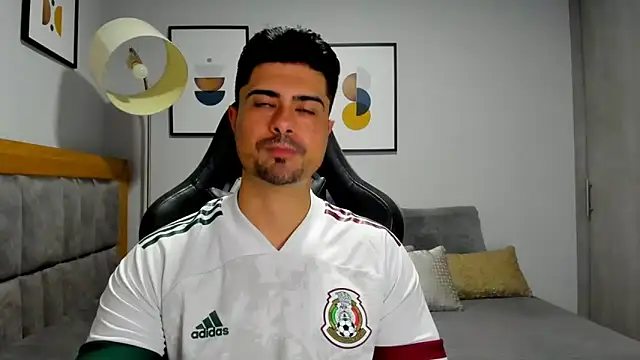 Dante Storm online show from November 2025 04:23:02 AM