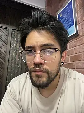 Snapshot of SrM0rgan chatting on March 2025 03:55:02 AM SrM0rgan online show from March 2025 03:55:02 AM