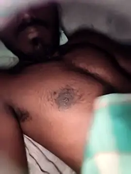 PolarFriend0 online show from February 2026 06:28:01 PM