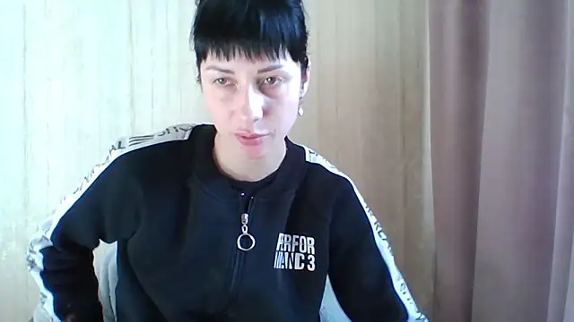 Snapshot of _Black-Panther_ chatting on November 2025 08:39:02 AM Black-Panther online show from November 2025 08:39:02 AM