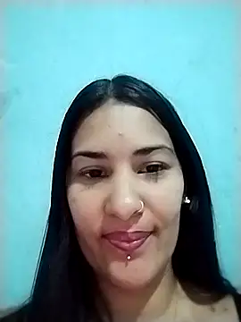 Snapshot of Yaren35 chatting on November 2025 03:45:02 PM Yaren35 online show from November 2025 03:45:02 PM