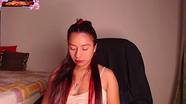 yes0225 online show from October 2025 03:23:02 PM