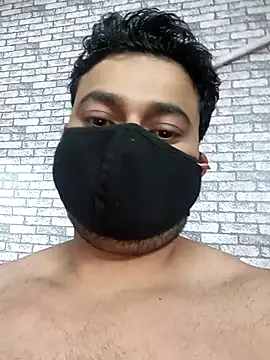 sumitsharma72 online show from November 2025 05:44:02 PM