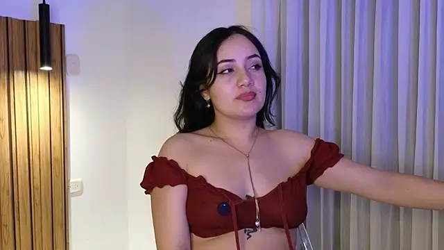 Snapshot of Isa_1207 chatting on December 2025 01:13:01 AM Isa 1207 online show from December 2025 01:13:01 AM