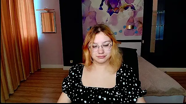 AngelinaLow online show from March 2026 12:33:02 PM