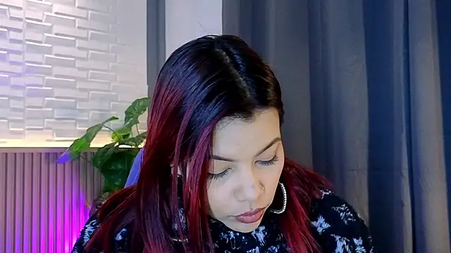 Snapshot of TiffanyWalk chatting on October 2025 10:36:01 AM TiffanyWalk online show from October 2025 10:36:01 AM