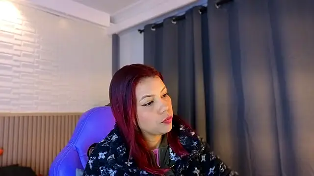 TiffanyWalk online show from January 2026 11:56:01 AM