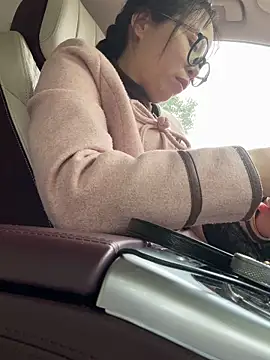 aa520uv online show from November 2025 04:57:01 AM