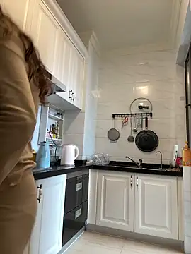 aa520uv online show from April 2026 02:44:01 AM