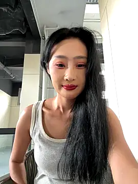 linger-23 online show from September 2025 05:56:01 AM