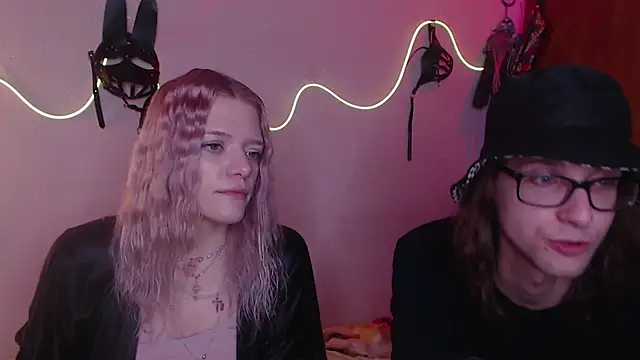 Snapshot of Your_Horny_Friends chatting on March 2025 03:07:02 PM Your Horny Friends online show from March 2025 03:07:02 PM