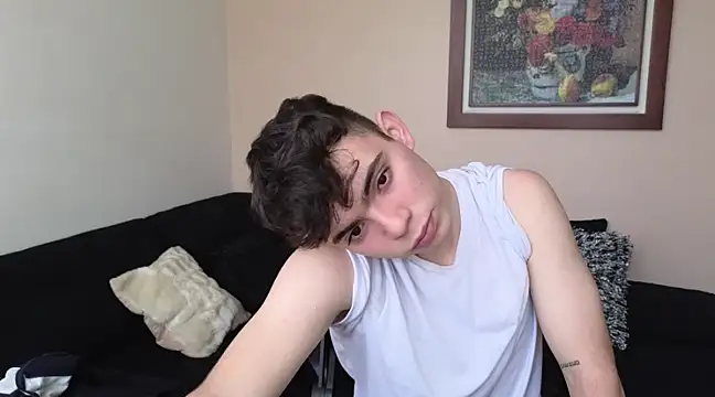 lukeboyce33 online show from March 2025 02:15:02 PM