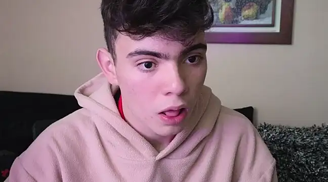 lukeboyce33 online show from March 2025 04:24:01 PM