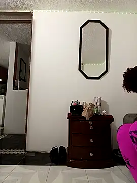 LEIDY LORENA online show from November 2025 04:13:01 AM