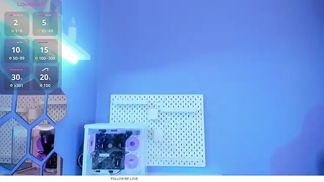 Snapshot of Alice_26_ chatting on November 2025 01:55:01 PM Alice 26 online show from November 2025 01:55:01 PM