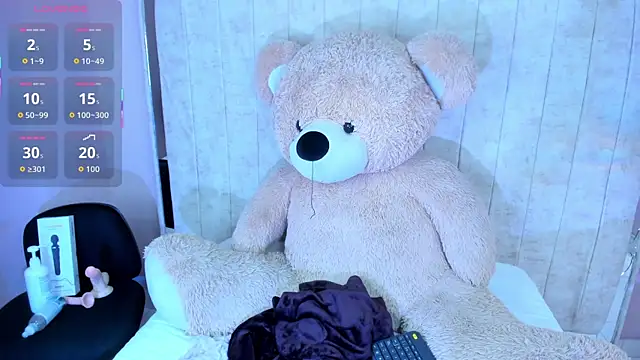 Snapshot of Alice_26_ chatting on November 2025 03:55:01 PM Alice 26 online show from November 2025 03:55:01 PM