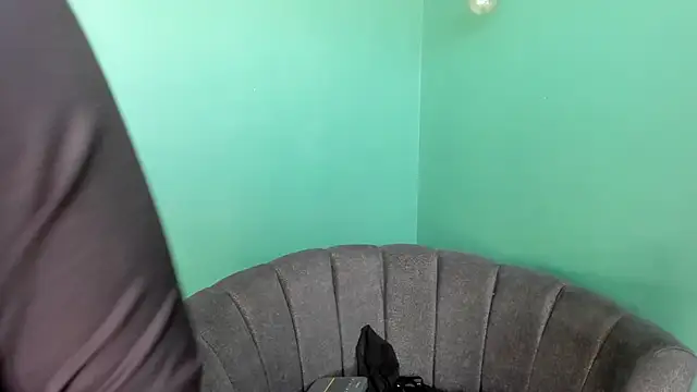 Snapshot of Alice_26_ chatting on November 2025 02:53:02 PM Alice 26 online show from November 2025 02:53:02 PM