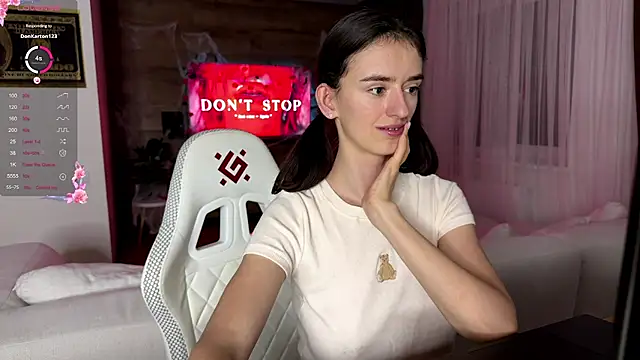 TwinTemptations online show from November 2025 09:50:02 PM