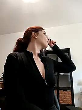 Snapshot of MeCherryy chatting on October 2025 01:18:02 PM MeCherryy online show from October 2025 01:18:02 PM