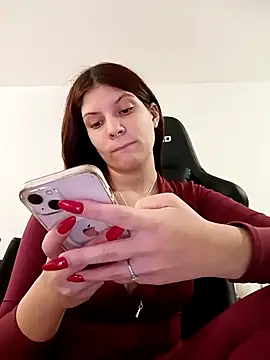 Snapshot of MeCherryy chatting on November 2025 05:13:01 PM MeCherryy online show from November 2025 05:13:01 PM