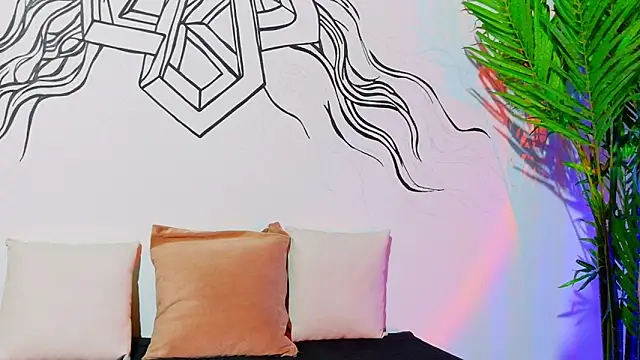 Emmi Roberts online show from February 2026 11:56:01 PM