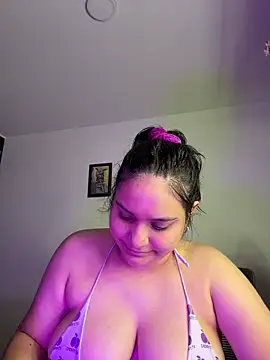 Snapshot of ashliecooperrr chatting on February 2026 01:23:01 AM ashliecooperrr online show from February 2026 01:23:01 AM