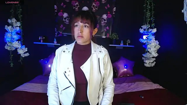 Hairydoll  online show from November 2025 09:36:01 PM