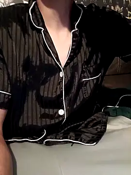 LargeElectrolyte7 online show from November 2025 05:39:01 AM