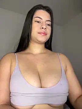 Saanvi21 online show from November 2025 09:30:02 AM