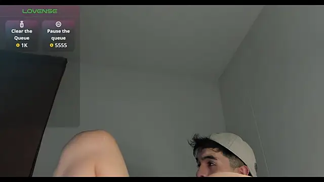 Snapshot of cmzo_ chatting on October 2025 03:39:02 AM cmzo  online show from October 2025 03:39:02 AM