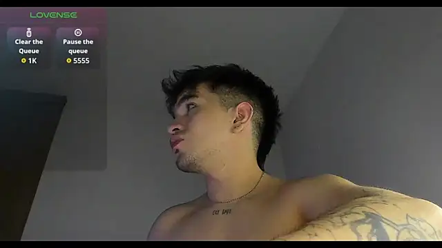 Snapshot of cmzo_ chatting on November 2025 01:49:01 AM cmzo online show from November 2025 01:49:01 AM