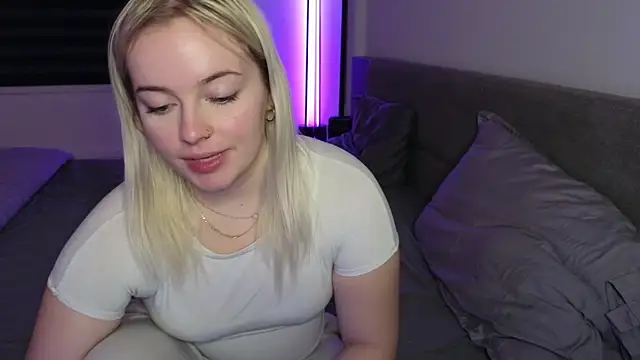 margot robbie7 online show from November 2025 12:27:01 AM