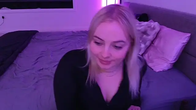 margot robbie7 online show from February 2026 11:55:01 PM