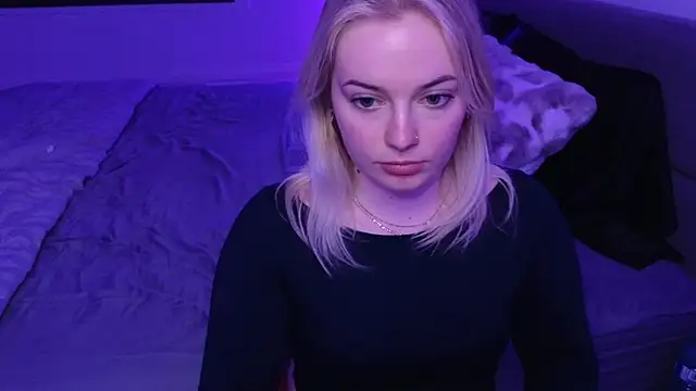 Snapshot of margot_robbie7 chatting on May 2026 01:45:01 AM margot robbie7 online show from May 2026 01:45:01 AM