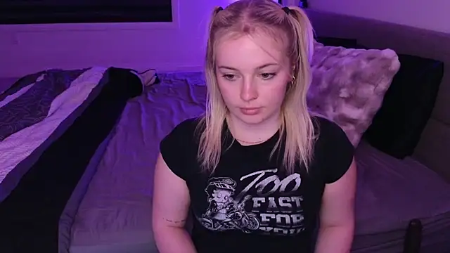 Snapshot of margot_robbie7 chatting on May 2026 01:25:02 AM margot robbie7 online show from May 2026 01:25:02 AM
