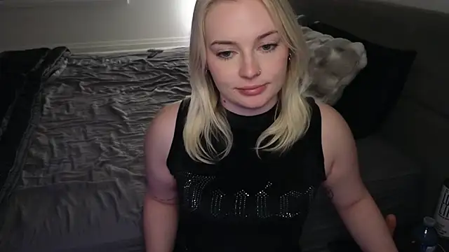 Snapshot of margot_robbie7 chatting on May 2026 01:36:02 AM margot robbie7 online show from May 2026 01:36:02 AM