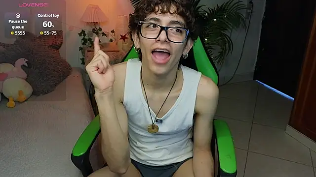 Matty Sparkk online show from May 2026 01:40:02 PM