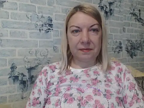 Lillia Ray online show from December 2025 01:53:01 PM